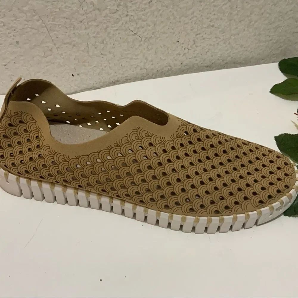 Ilse Jacobsen Hornbak Tulip Flat  Shoes Tan Women's  US 11 / EU 41 EUC